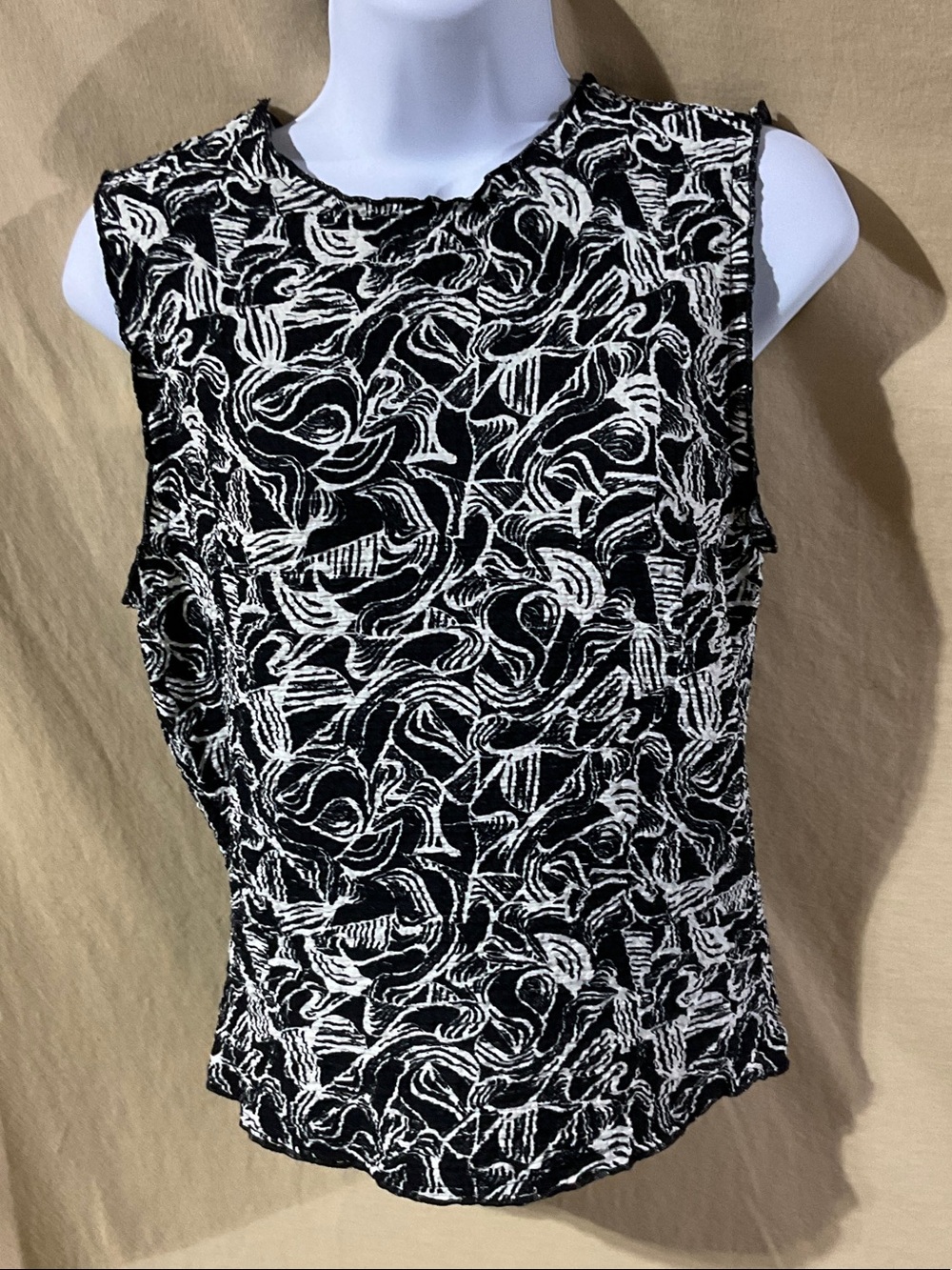 Bar III Size M Black & Cream Abstract Print Sleeveless Camisole